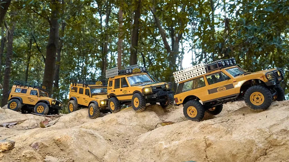 1/24 Scale RC Car 4WD 2.4G Authorized by Range Rover Camel Trophy Edition Rock Crawler Off-Road Climbing Truck Vehicles LED Lights